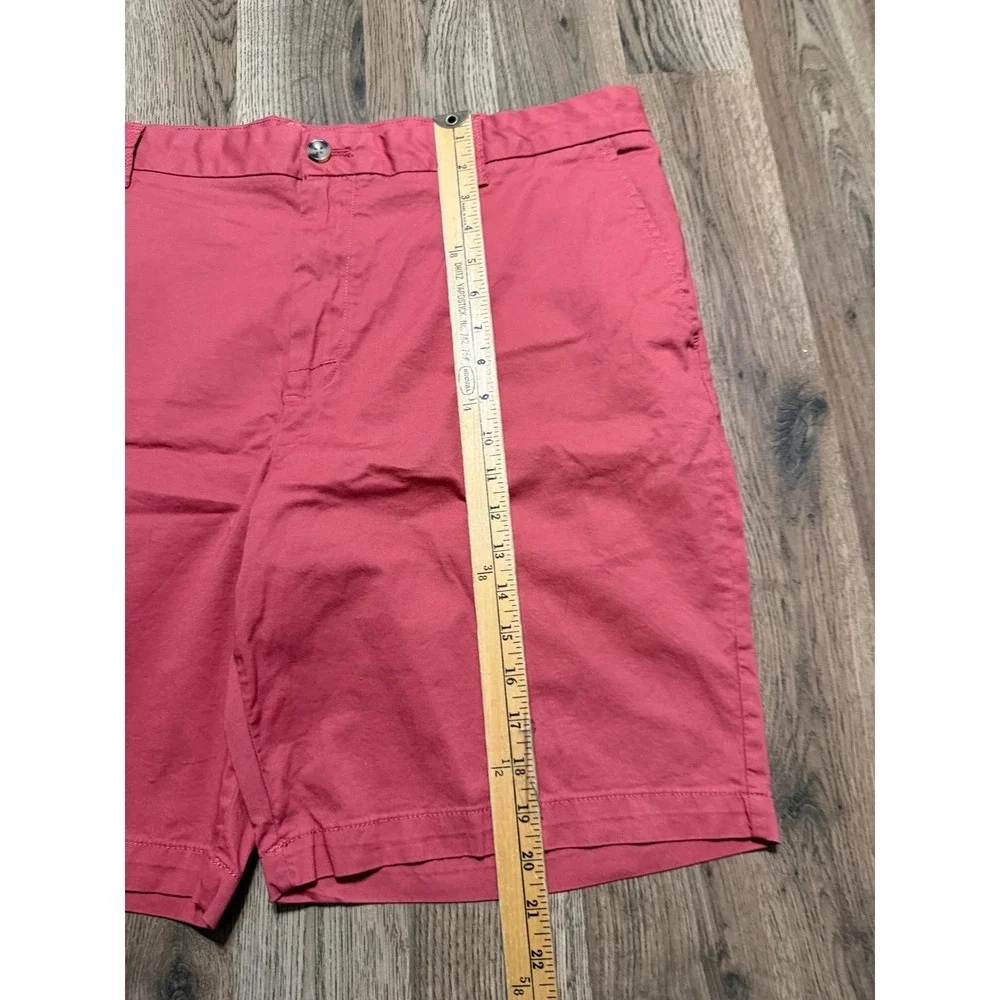 IZOD Shorts Mens Size 40 Red Shorts Chino Flat Front Saltwater Stretch